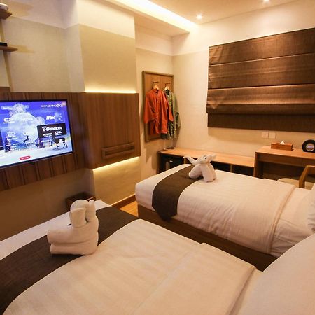 Kuretakeso Kemang Hotel Jakarta Ngoại thất bức ảnh