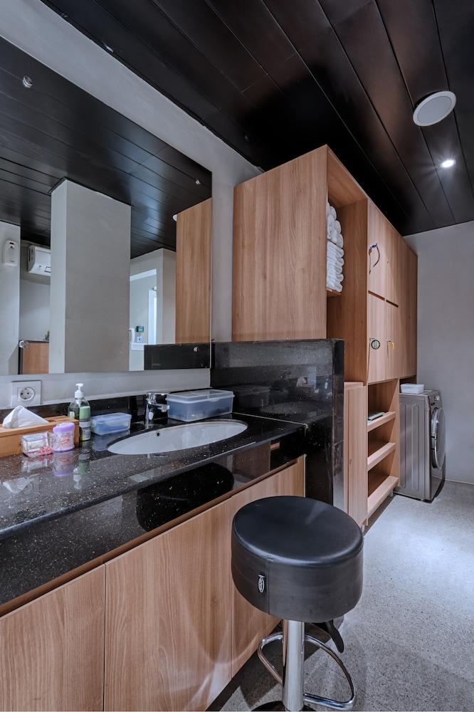 Kuretakeso Kemang Hotel Jakarta Ngoại thất bức ảnh