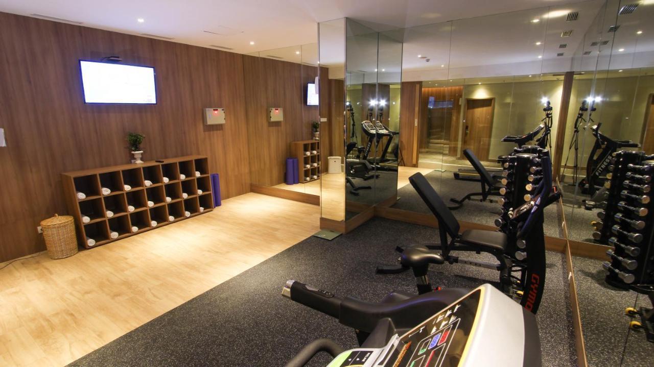 Kuretakeso Kemang Hotel Jakarta Ngoại thất bức ảnh