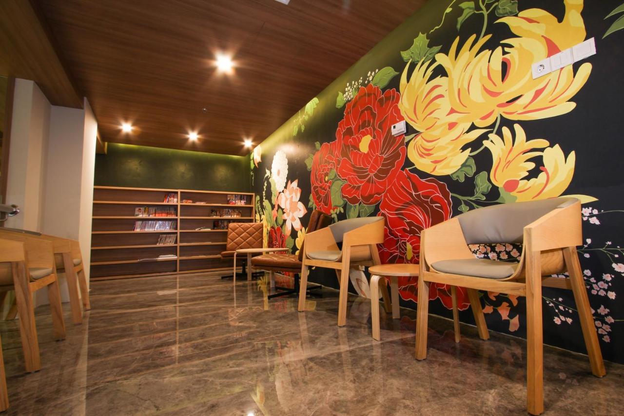 Kuretakeso Kemang Hotel Jakarta Ngoại thất bức ảnh